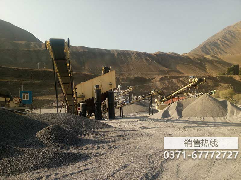 履带式单头岩石破碎机是挖机吗