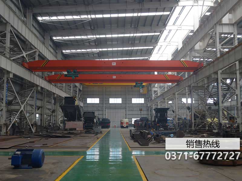 履带式液压岩石破碎
