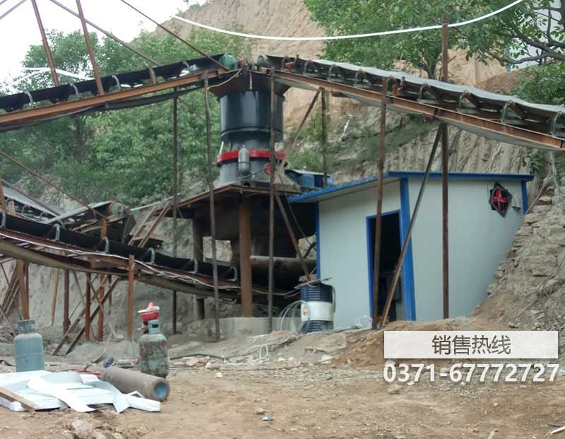 a1b-2履带式液压岩石破碎机